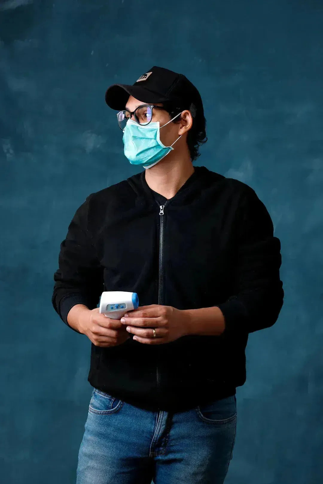 Surgical Masks vs. Cloth Masks: What's Your Best Protection?